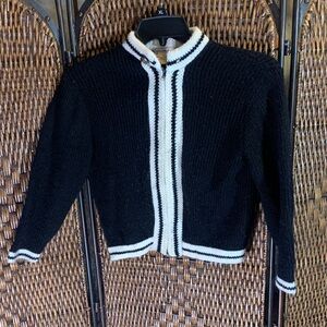 Vintage Crop Sweater with 3/4 Length Sleeves Size M/L
